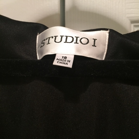 Studio I Animal Print V-Neck Dress - Picture 3 of 5